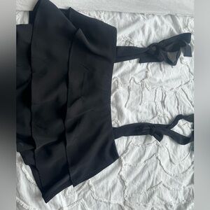 Black tank top crop top